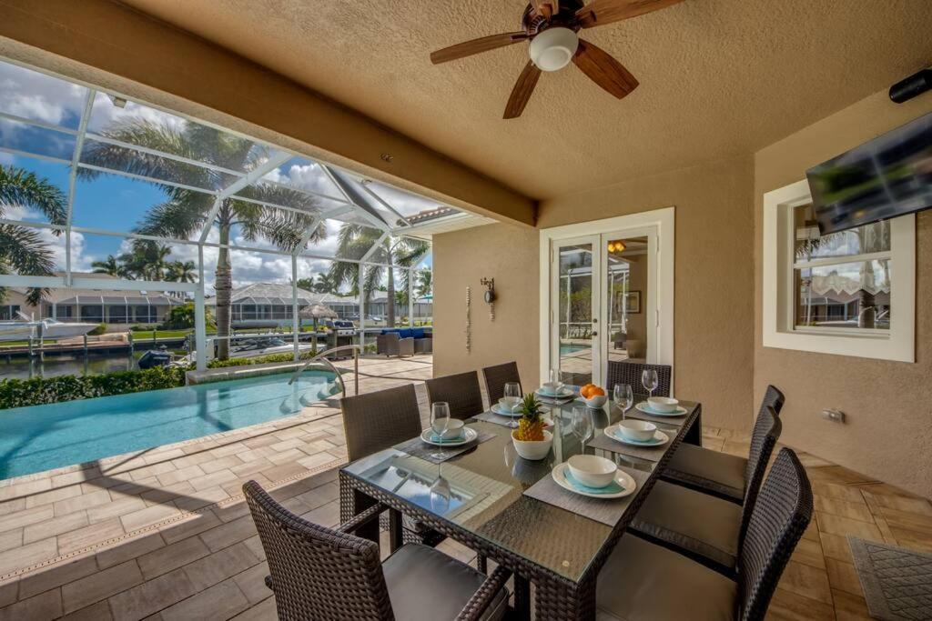 Villa Martinique By Coralvilla Cape Coral Exteriör bild