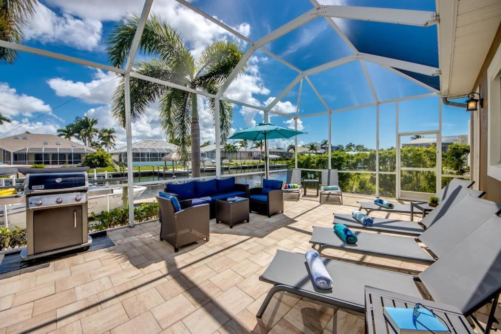 Villa Martinique By Coralvilla Cape Coral Exteriör bild