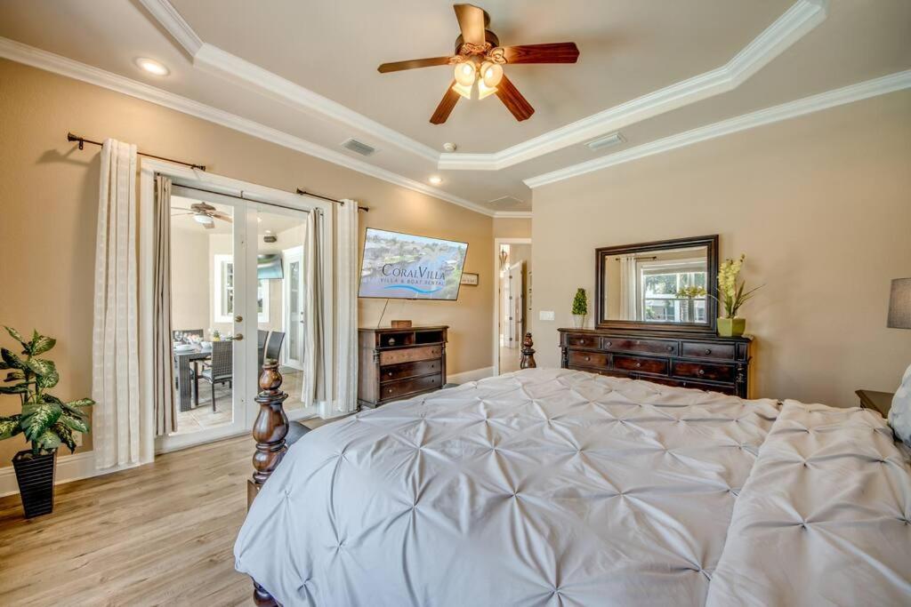 Villa Martinique By Coralvilla Cape Coral Exteriör bild