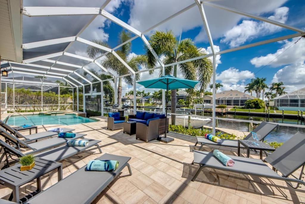 Villa Martinique By Coralvilla Cape Coral Exteriör bild
